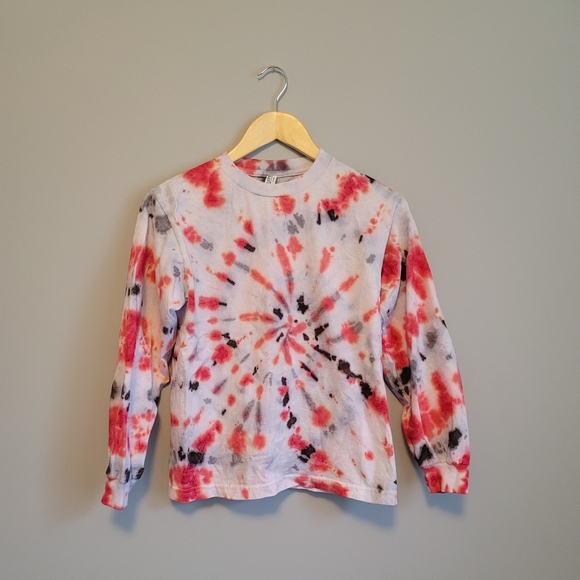 Tie-Dye Long Sleeve Tee & Socks Set - Picture 3 of 4